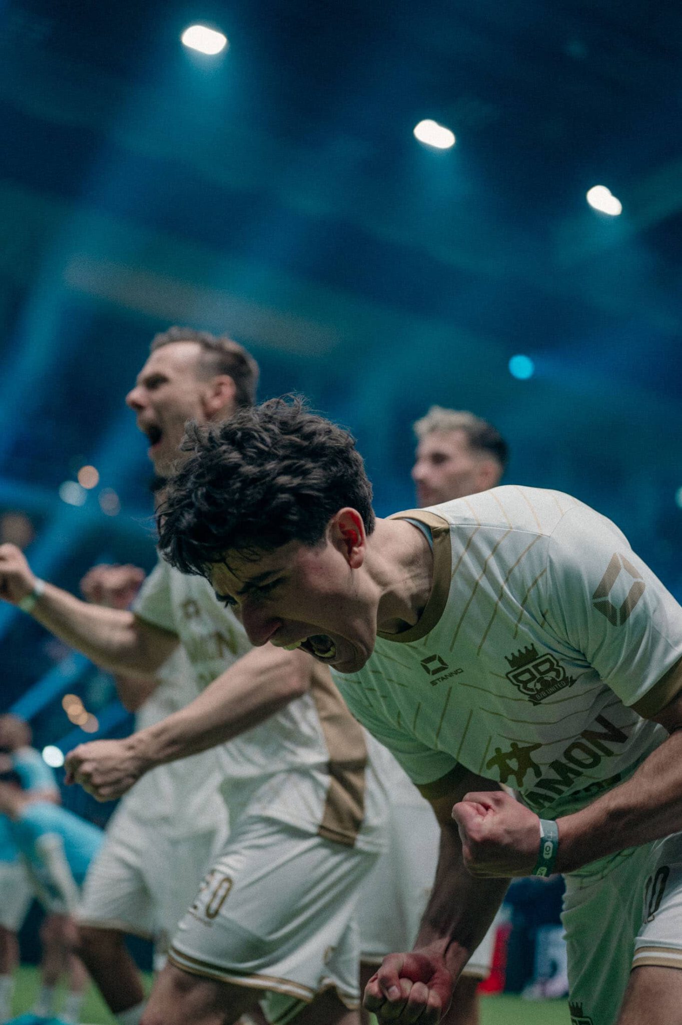 Foto aus dem Album Icon League, 32