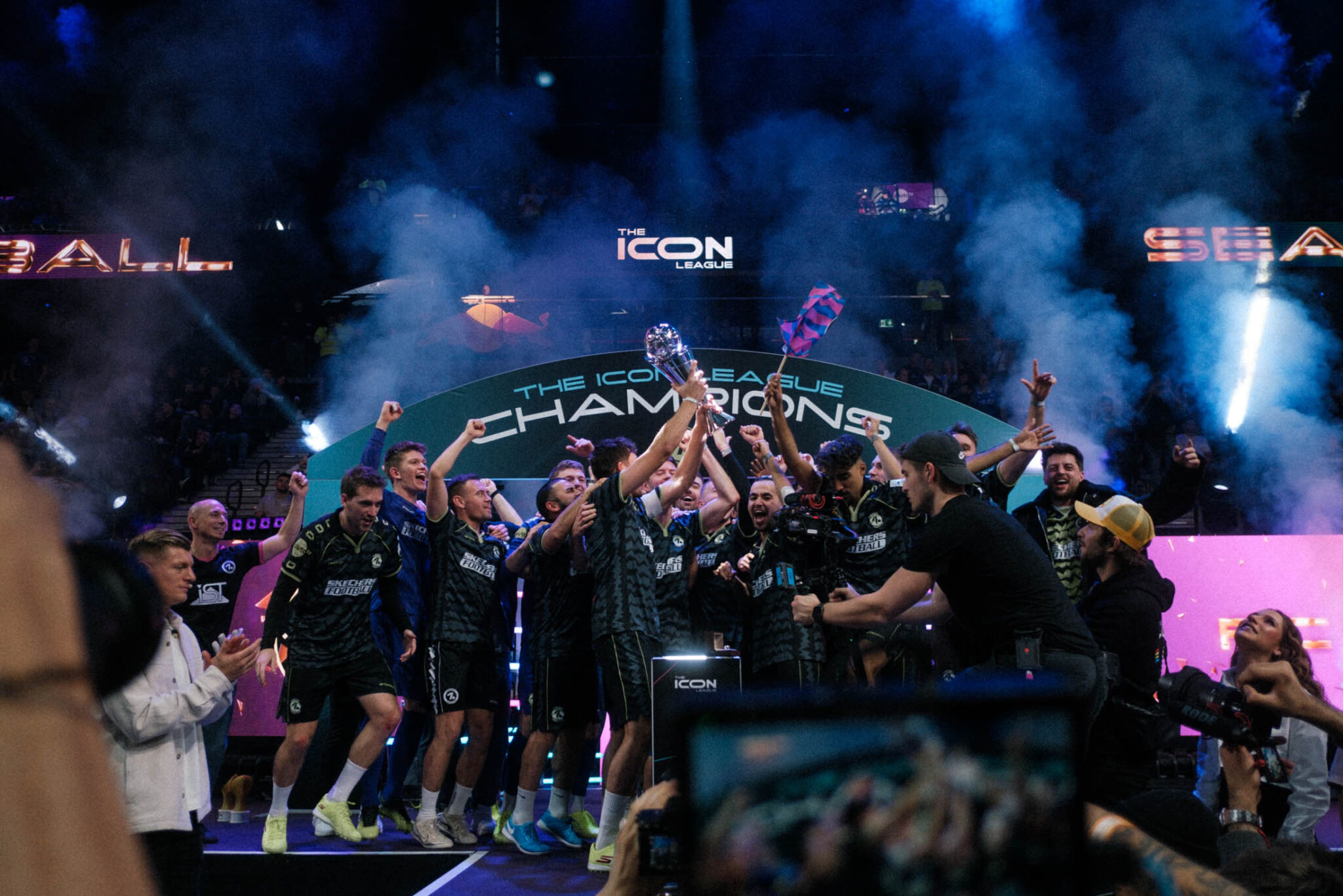 Foto aus dem Album Icon League, 11